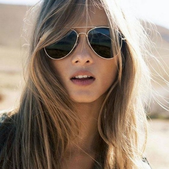 Model Display Ray-Ban Aviator Black Lens Gold Frame RB3025 Classic - Picture 15 of 16